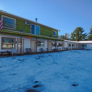 Love Hotels Tomahawk By Oyo At Lake Mohawksin Wi